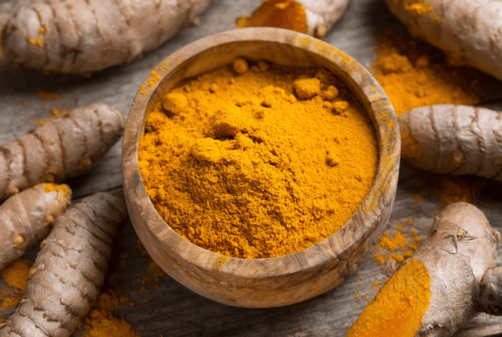 Cúrcuma para Perros: El Antiinflamatorio Natural que Tu Mascota Necesita.